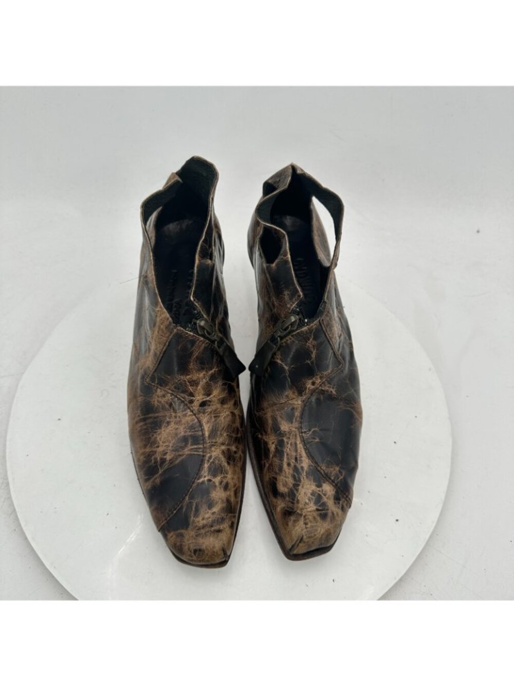 CYDWOQ Women Size EU 36.5 US 6.5 Brown Distressed Leather Kitten Heel Shoes - Picture 3 of 11